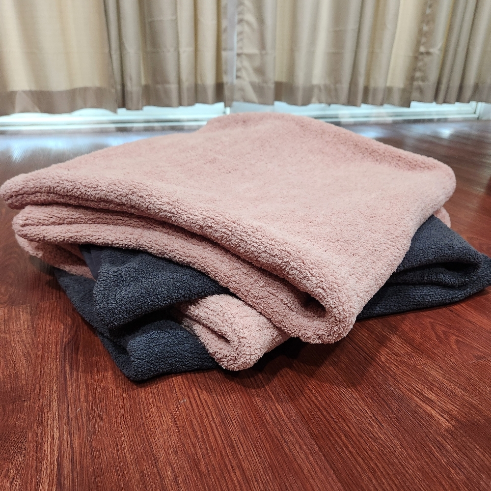 Sunday Citizen Set of 4 Snug Lumar Pillow Covers Blue Pink